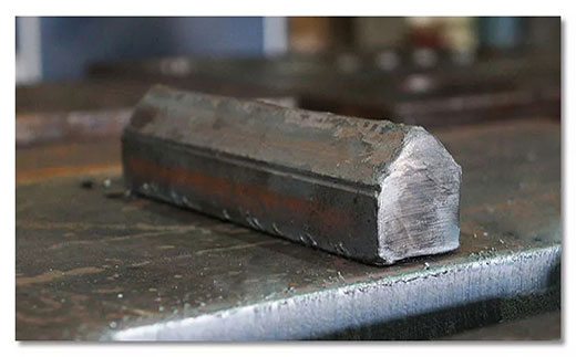 QG刮刮乐10米超长跨距无限回转数控坡口切割机切割样件